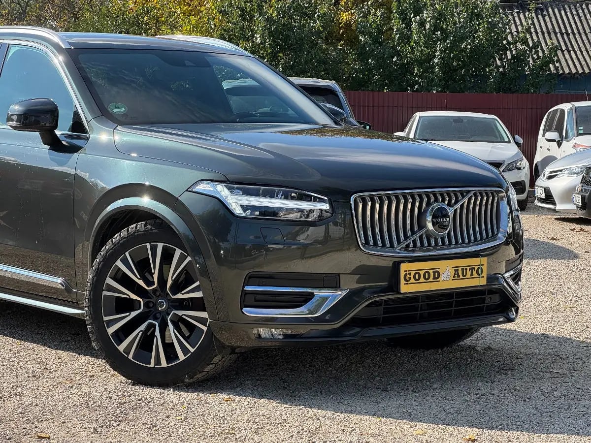 Volvo XC90 - главное фото