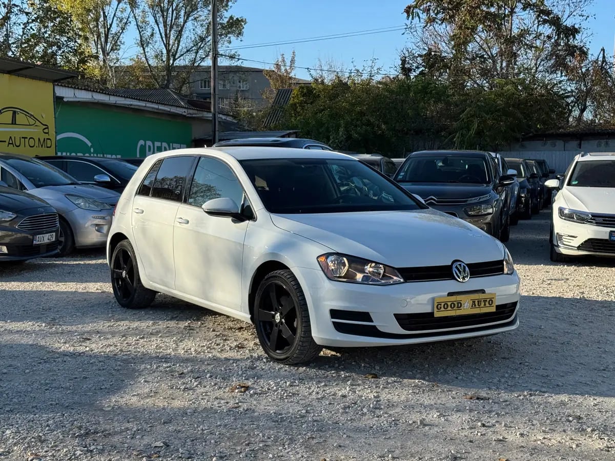 Volkswagen Golf - главное фото