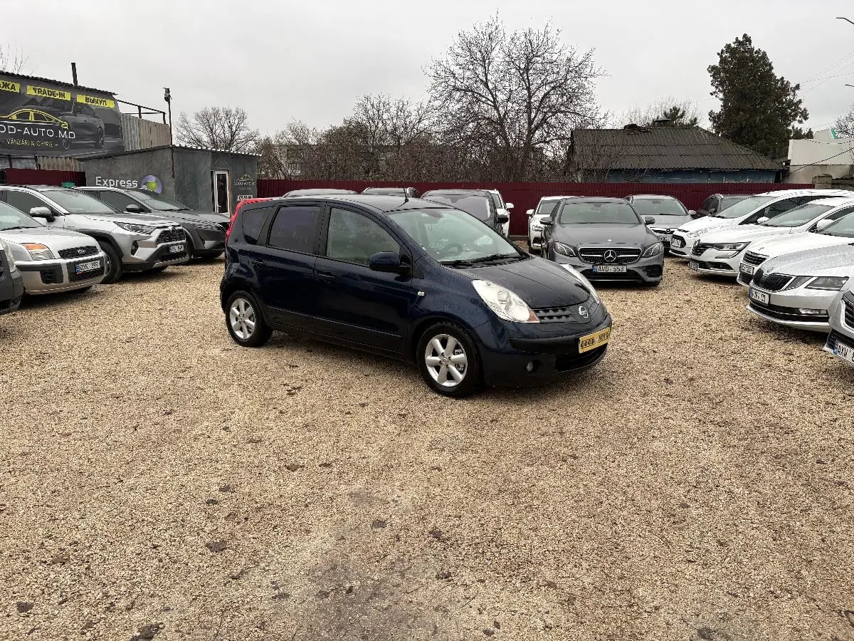 Nissan Note - главное фото