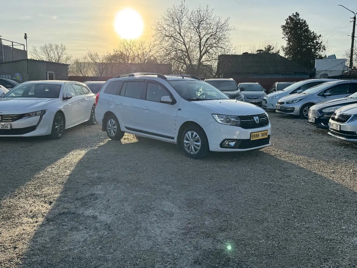 Dacia Logan - fotografia principala