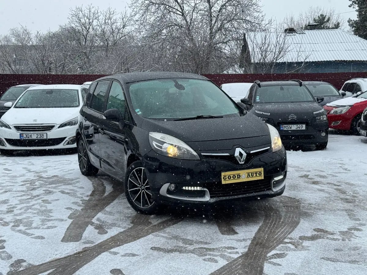 Renault Scenic - главное фото