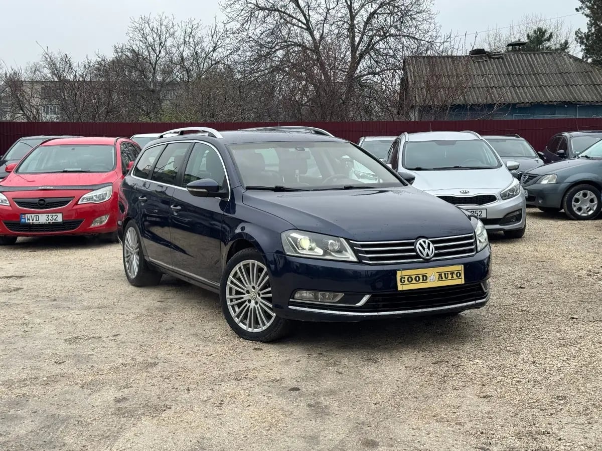 Volkswagen Passat - fotografia principala