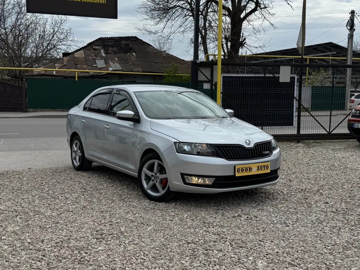 Skoda Rapid - fotografia principala