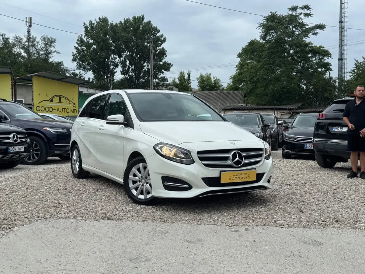 Mercedes B-Class - fotografia principala