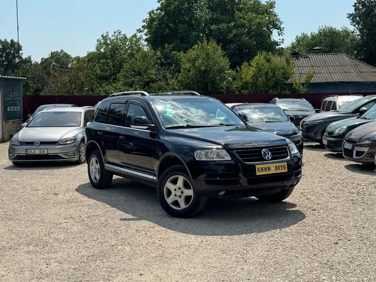 Volkswagen Touareg - fotografia principala