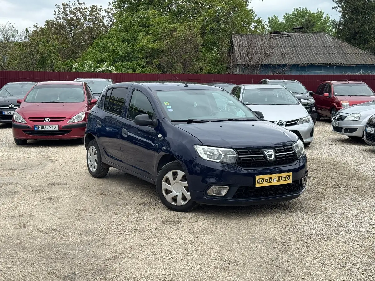 Dacia Sandero - fotografia 1