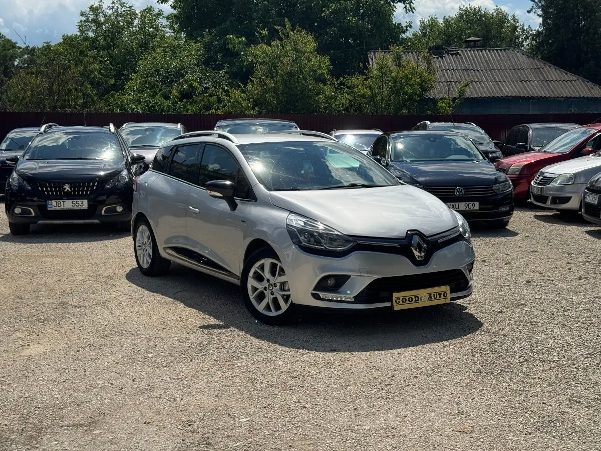 Renault Clio - fotografia 1