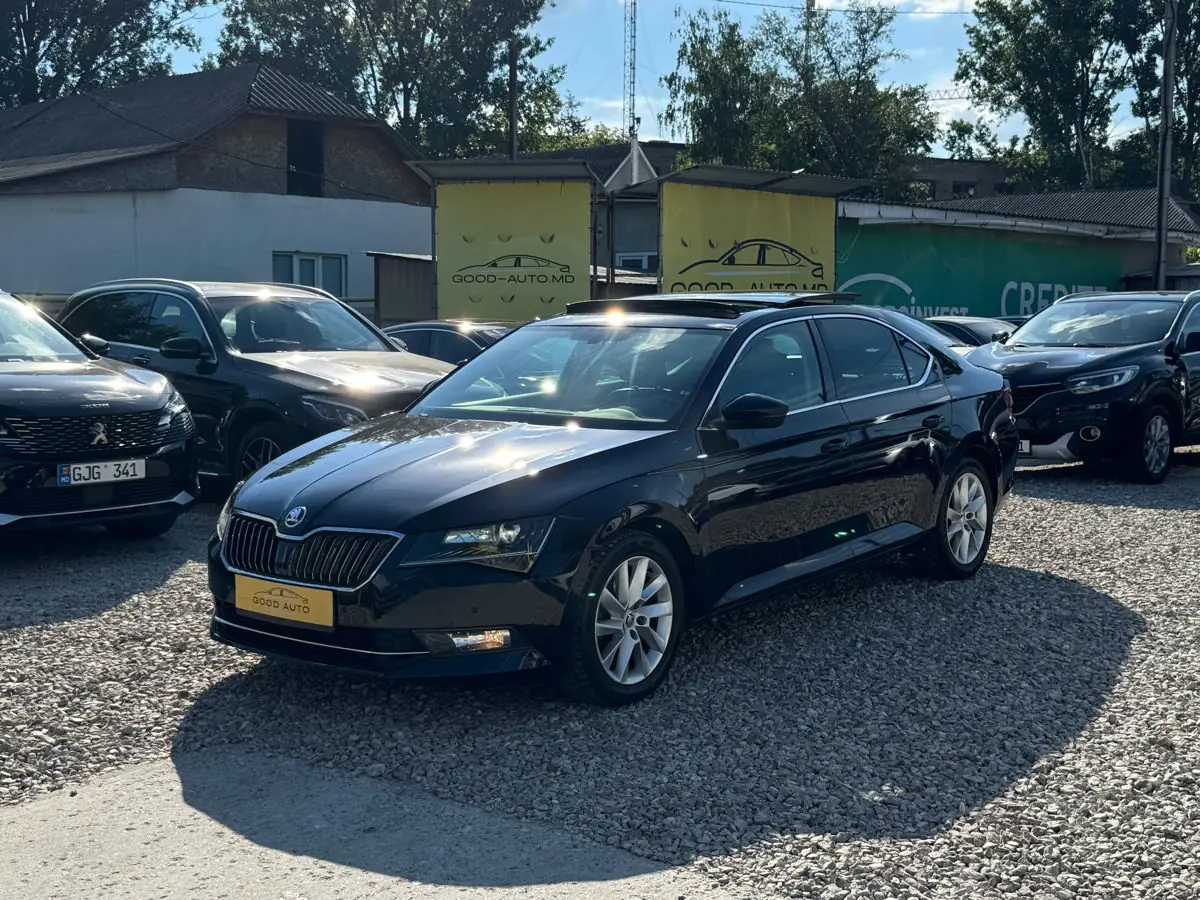 Skoda Superb - фото 1