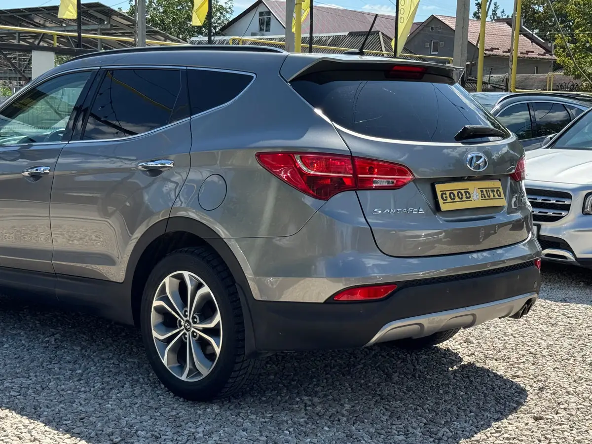 Hyundai Santa FE